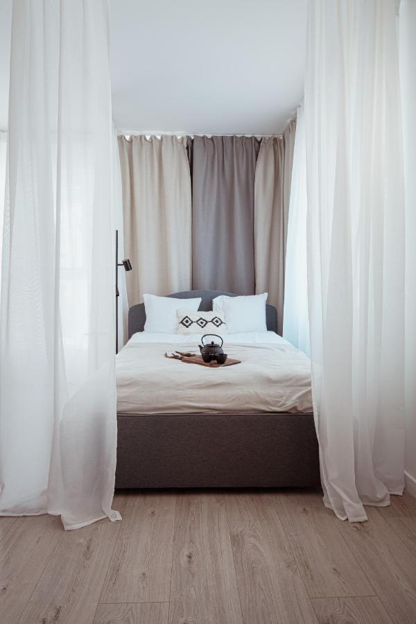 Homewell Apartments Game And Movie Poznan Exterior photo